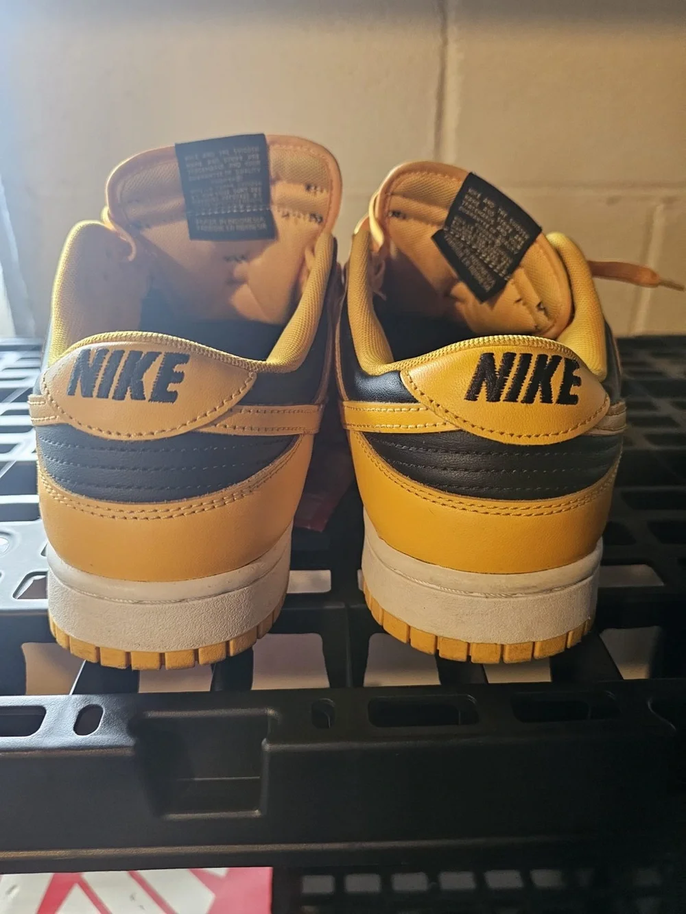 Nike Kids Black and Yellow Low-Top Sneakers
